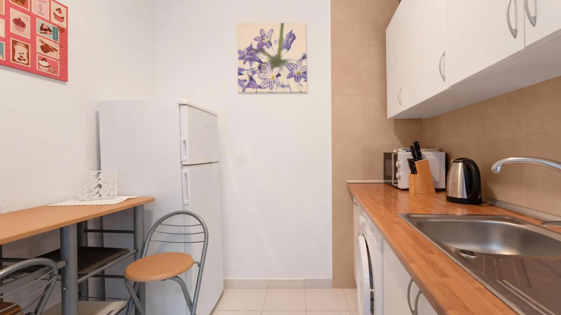 2-Bedroom On Los Cristianos Beach إسبانيا