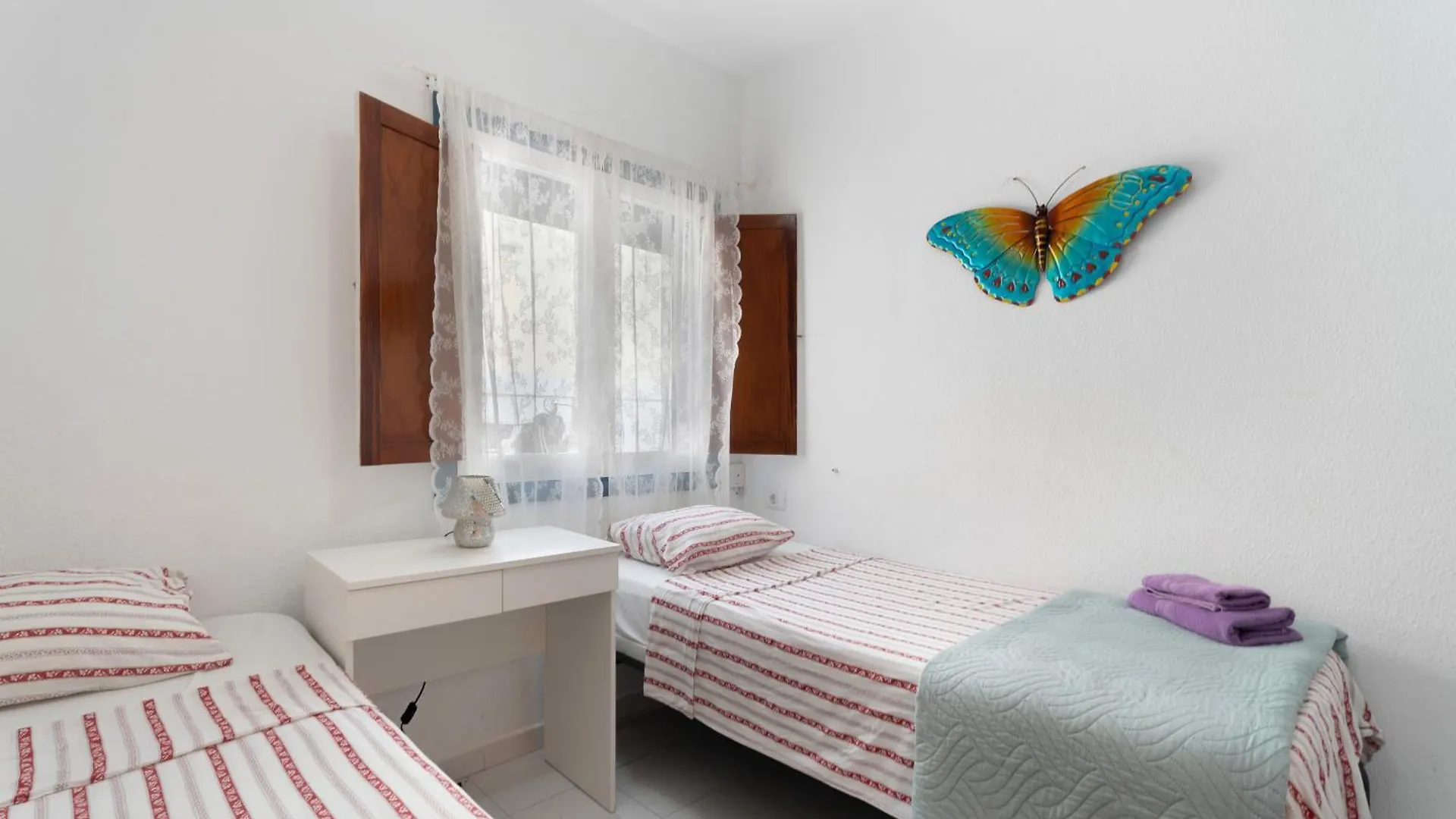 2-Bedroom On Los Cristianos Beach 0*, لوس كريستيانوس إسبانيا